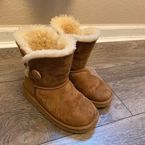 Girls Chestnut Bailey Buttons